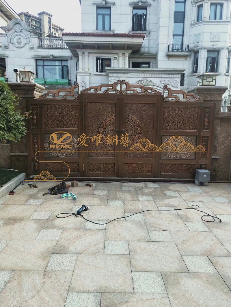 愛(ài)唯銅門(mén)-庭院銅門(mén)